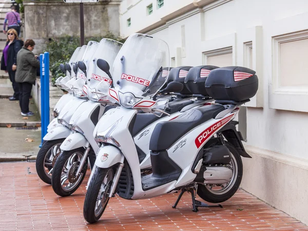 MONTE-CARLO, MONACO, on JANUARY 10, 2016. Motorcycles of police patrol on the city street — Stock Photo, Image