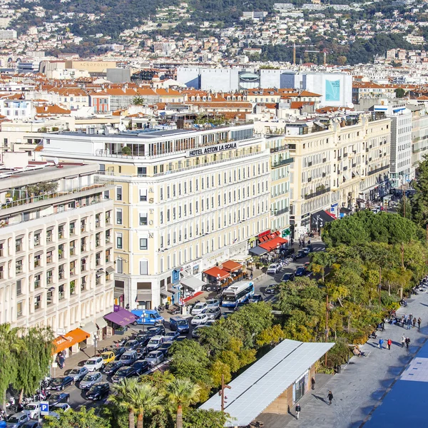 NICE, FRANCIA, il 7 GENNAIO 2016. Una vista della città da un punto alto . — Foto Stock