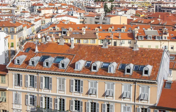 Nice, Frankrijk, op 7 januari 2016. Een uitzicht op de stad vanaf een hoog punt. — Stockfoto