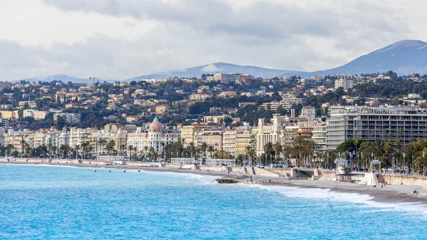 NICE, FRANCE - on JANUARY 7, 2016. The top view on Promenade des Anglais, one of the most beautiful embankments of Europe — Stock Photo, Image