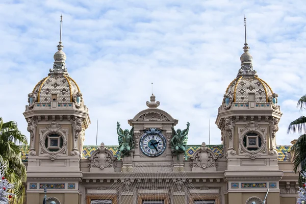 Monte Carlo, Monako, na 10 ledna 2016. Architektonické detaily budovy kasina Monte-Carlo. — Stock fotografie