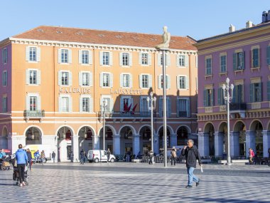 Nice, Fransa - 13 Ocak 2016 tarihinde. Şehir manzarası. Massena Meydanı mimari kompleksi