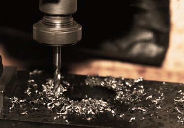 Cnc Delme fotoğrafını ekrana kapatın 