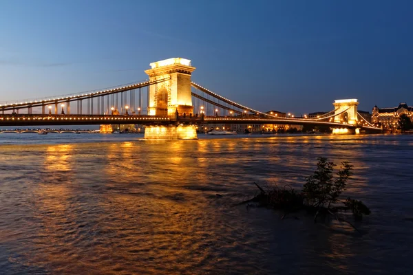 Budapest de noche —  Fotos de Stock