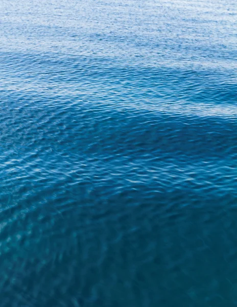 Prachtige zee in de zomer — Stockfoto