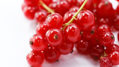 Lezzetli kırmızı kuş üzümü