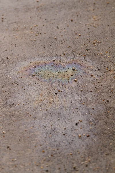 Renkli petrol sızıntısı — Stok fotoğraf