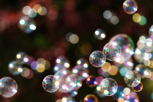 Burbujas de jabón arco iris — Foto de Stock