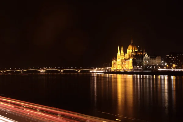 Beautiful  Budapest at night — Stok fotoğraf