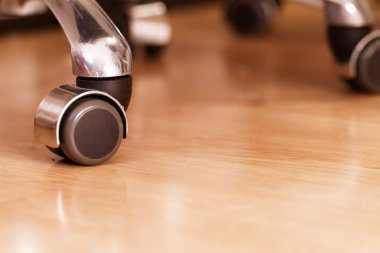 sandalye vagon tekerlekleri