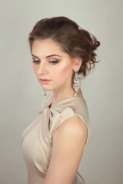 Beautiful woman in evening dress with make up — Stock Photo, Image