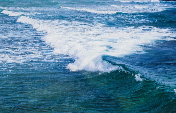 Waves in sea — Stock Photo, Image