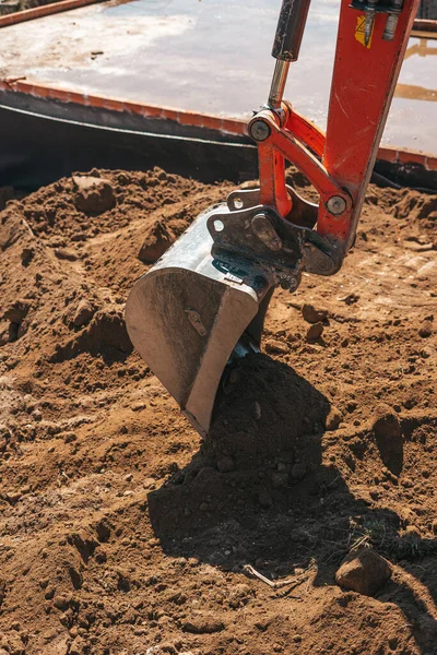 Pala Excavadora Excavando Suciedad Sitio Construcción — Foto de Stock