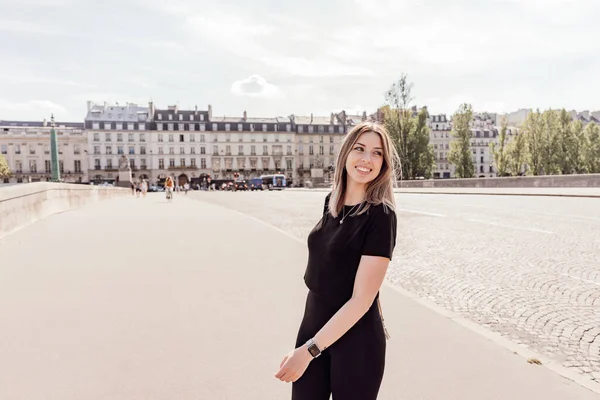 Joven Turista Las Calles París Francia — Foto de Stock