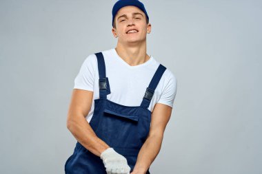 Forklift üniformalı adam teslimat servisi ışığı geçmişi
