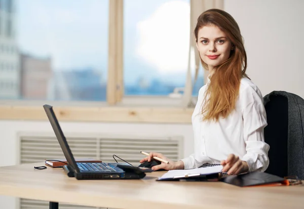 woman secretary desk laptop technology lifestyle secretary