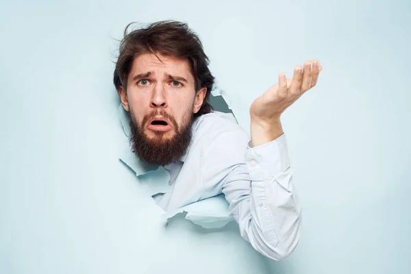 Gestos homem insatisfeito com as emoções da mão trabalho de escritório carreira — Fotografia de Stock