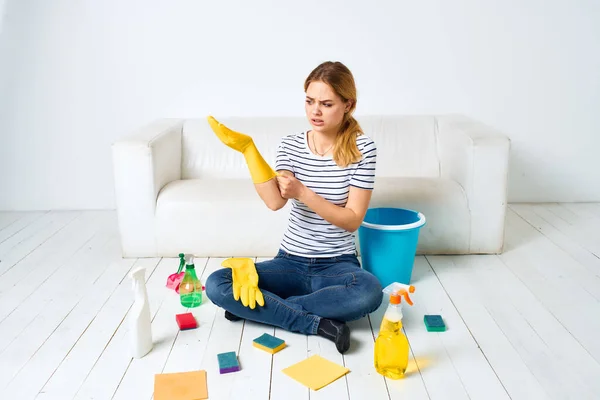 Detergente casalinga interno lavoro stile di vita igiene interno — Foto Stock