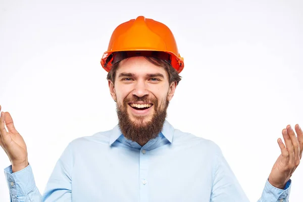 Emotionale Arbeiter orange Farbe Ingenieur professionelle Bau beschnitten Ansicht — Stockfoto