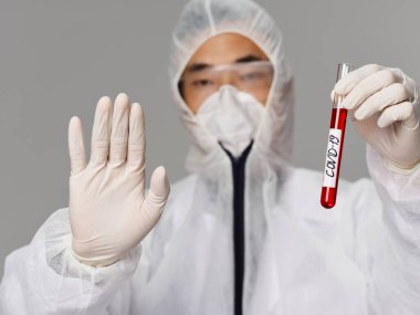 Laboratuvar araştırmaları, koronavirüs gri arka plan tedavisi