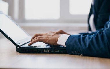 laptop teknolojisi iletişim bürosu öğrenimi