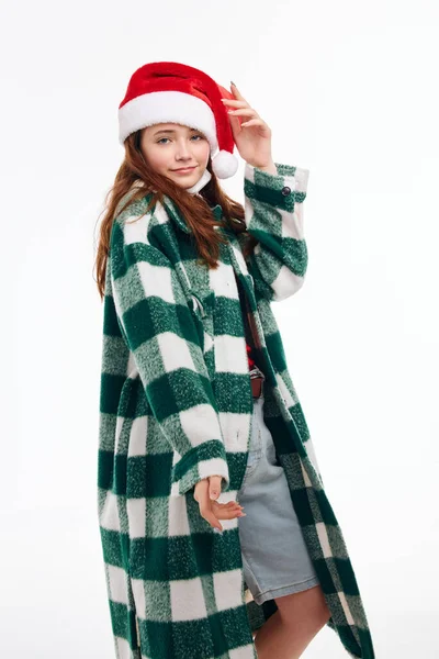 Vacker kvinna i jul kläder rutig rock glädje livsstil poserar — Stockfoto