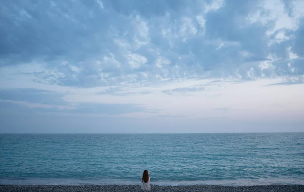 Ozean Horizont Himmel mit Wolken Reisefreiheit — Stockfoto