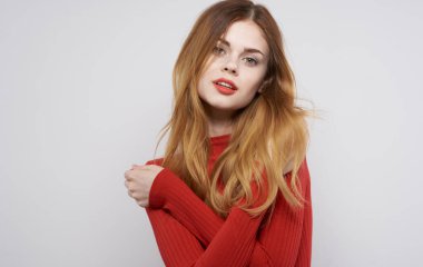 Güzel kadın cazibesi kozmetik stüdyosu izole edilmiş arka plan