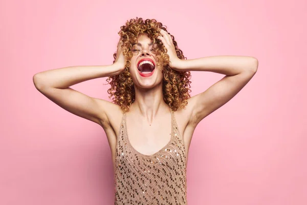 Žena portrét Radost emoce otevřené ústa šarm model — Stock fotografie