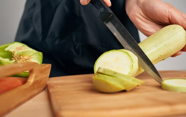 Tagliere tagliere verdure preparazione degli alimenti cucina sana — Foto Stock