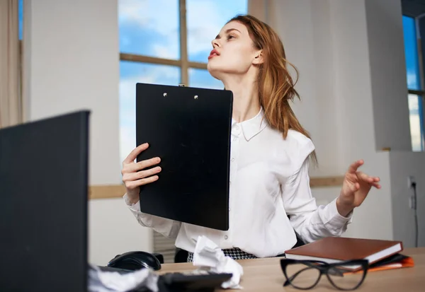 Femme d'affaires secrétaire technique de travail professionnel officiel — Photo