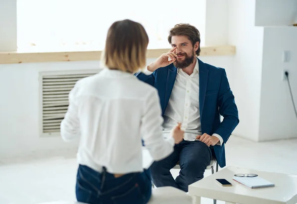 Psicologa donna consulenza diagnostica comunicazione con i pazienti di salute — Foto Stock