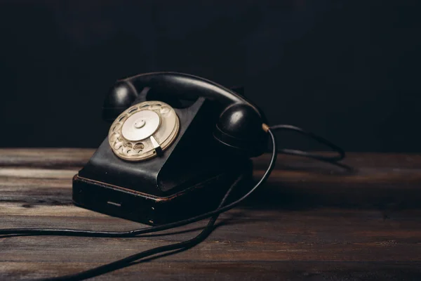 Retro telefon eski teknoloji iletişim nostaljisi. — Stok fotoğraf