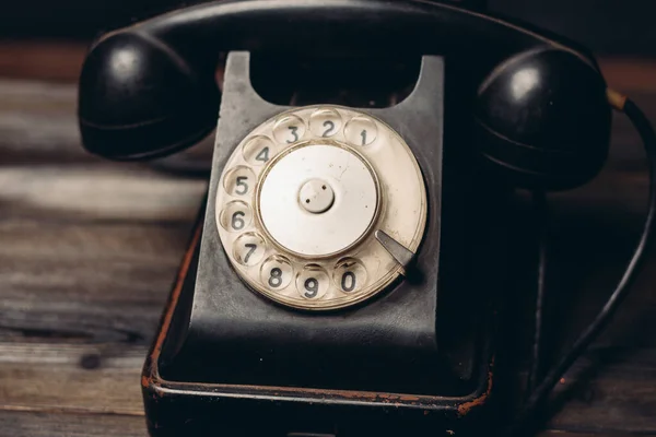 Preto retro telefone tecnologia comunicação estilo clássico — Fotografia de Stock