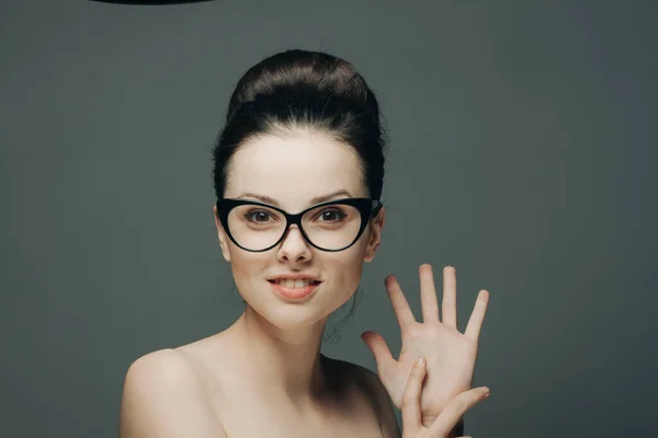 Woman with bare shoulders smile clear skin model — Stock Photo, Image