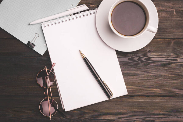 notepad stationery pen clip coffee cup office work business finance