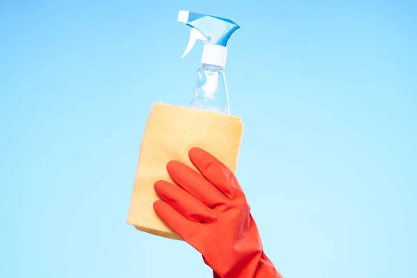 Guantes de goma detergentes trabajo de servicio desde el hogar — Foto de Stock