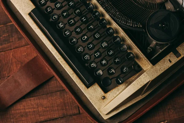 タイプライター技術ヴィンテージ機械技術古いスタイル — ストック写真
