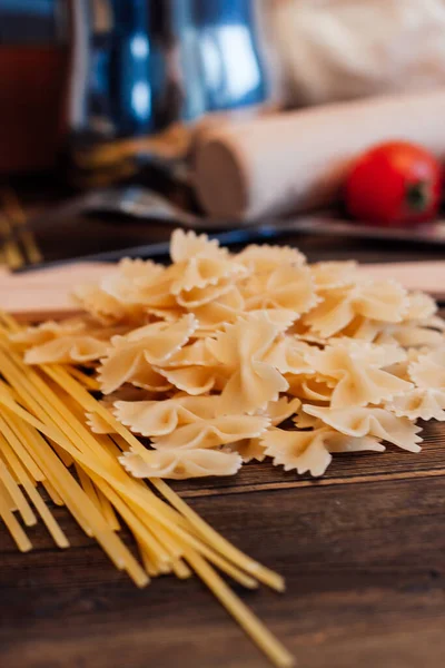 Pasta pomodorini cucina casalinga italiano — Foto Stock