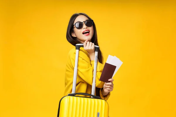 Asian woman sunglasses passport and plane tickets travel — Stock Photo, Image
