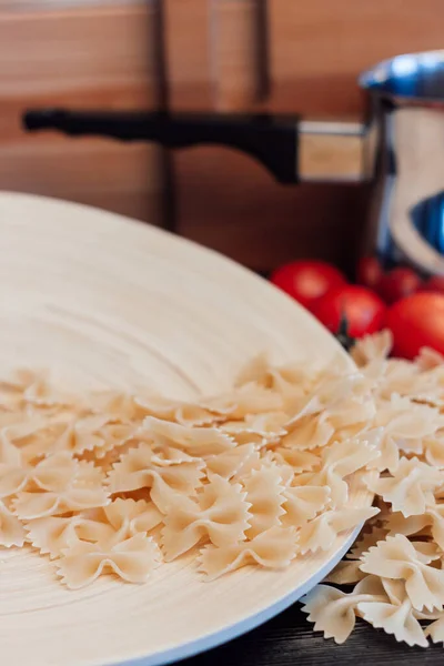 Cucina italiana pasta o pomodorini pranzo — Foto Stock