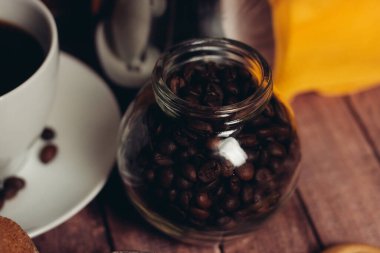 Bisküvi, çay, çay, çay...