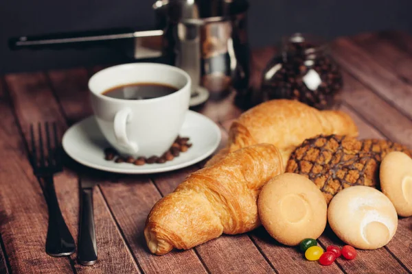 Biscoitos doces cozinha café da manhã chá bebendo sobremesas — Fotografia de Stock