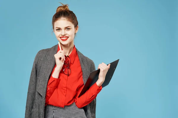 Business woman in formal suit by a professional lifestyle official — Stock Photo, Image