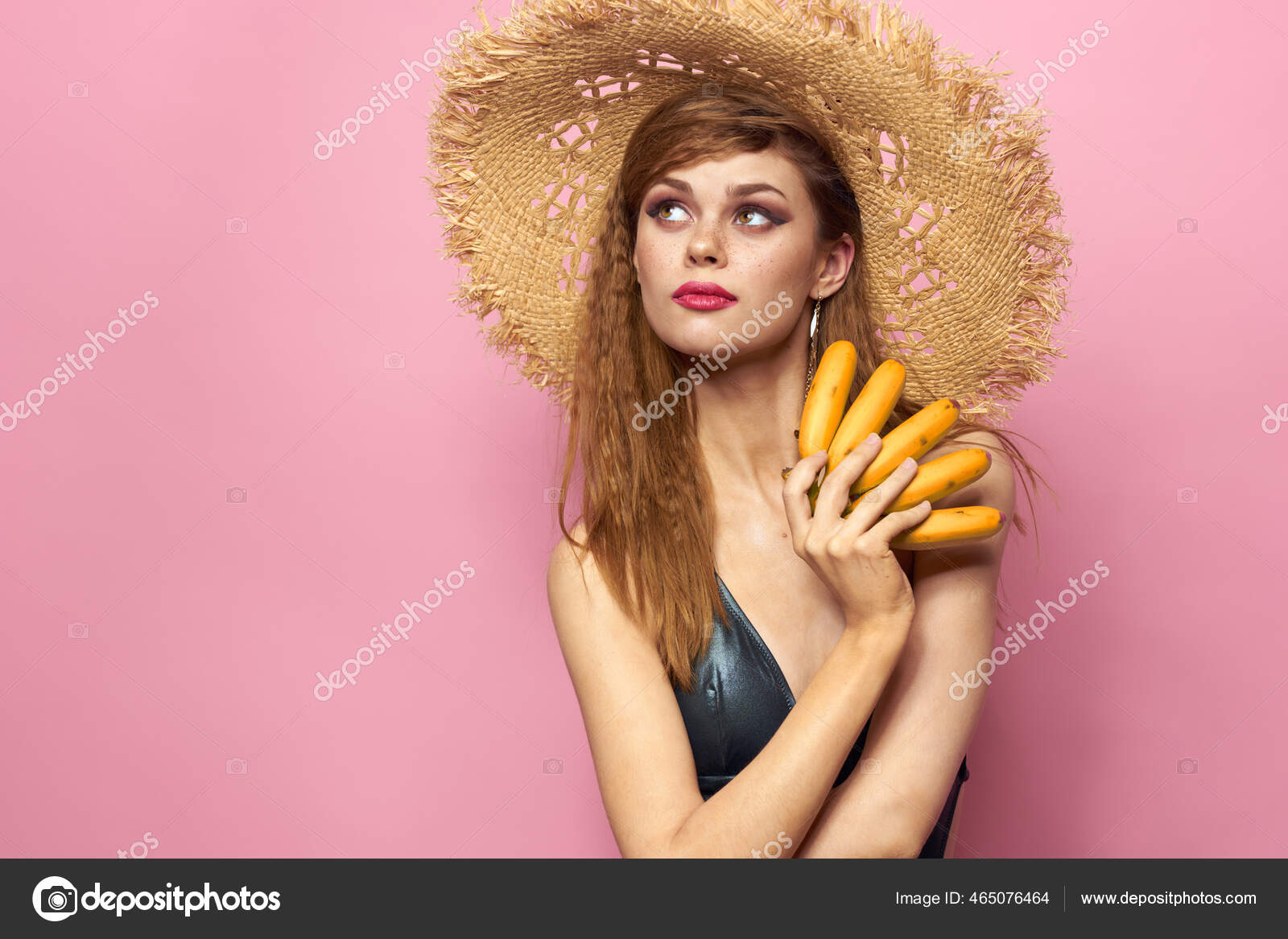 Woman Beach Straw Hat Bananas High Quality Photo Stock Photo by ©ShotStudio 465076464