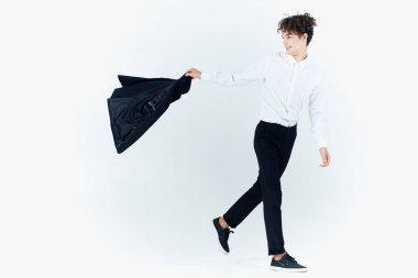 İş adamı ceketi stüdyosu ışık arka plan moda yöneticisi