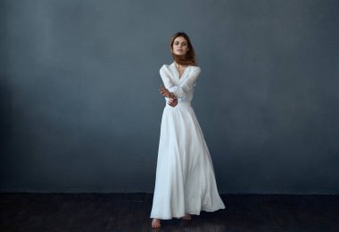 Güzel kadın yaşam tarzı cazibeli stüdyo yaşam tarzı modeli