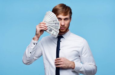 İş adamı finansal güven yığını para yaşam tarzı