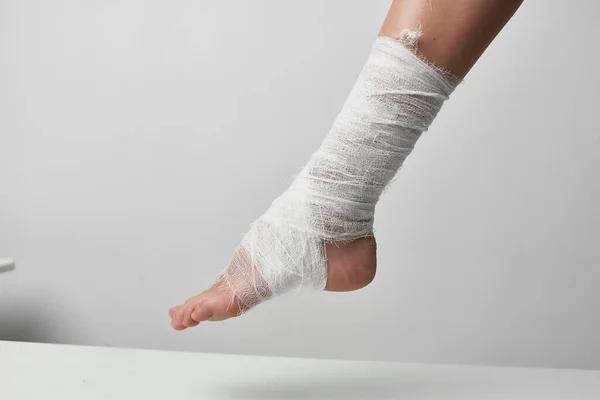 Problemas de salud de las piernas vendadas psicoterapia —  Fotos de Stock
