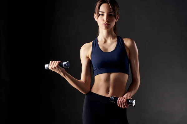 Mujer deportiva figura delgada entrenamiento aptitud motivación — Foto de Stock